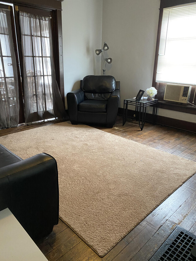 Primary Photo - 1113 Arbor St