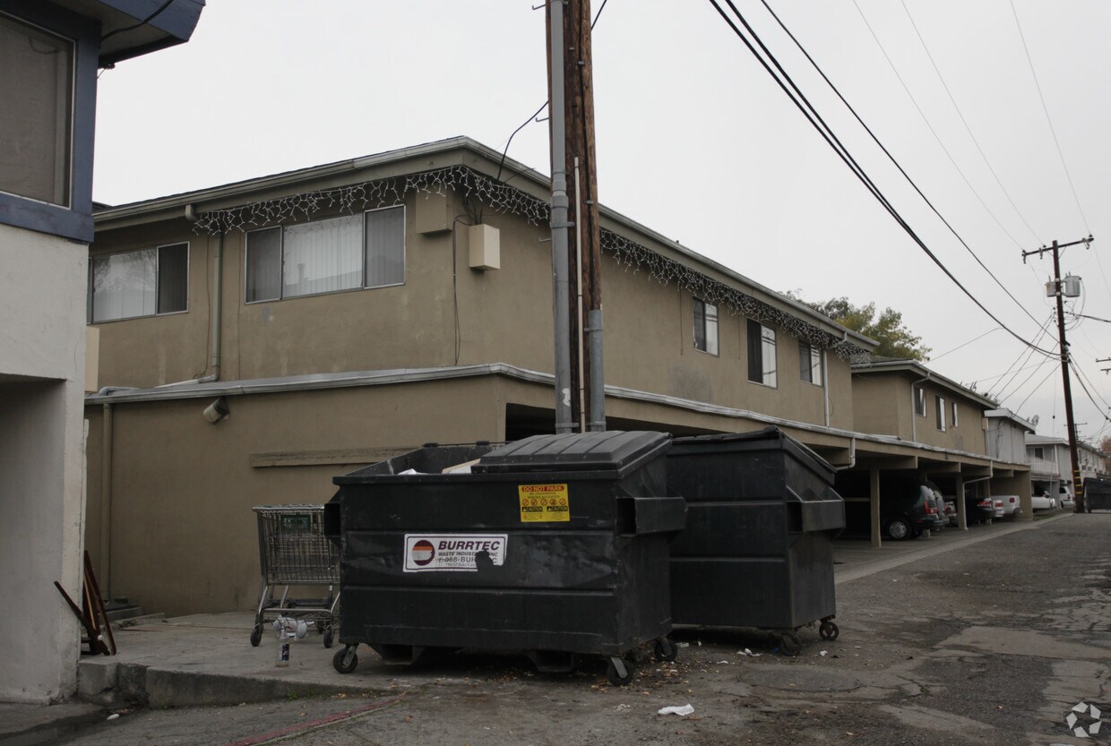 Foto del edificio - Rockwood Manor