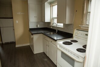 Building Photo - 15 Timgren Dr