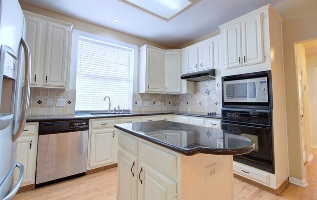 Foto del edificio - 1226 Rabbs Crossing