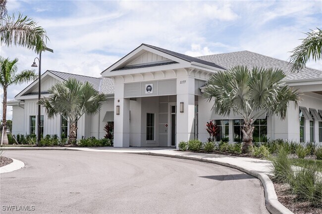 Foto del edificio - 1476 Laurel Brk Ln