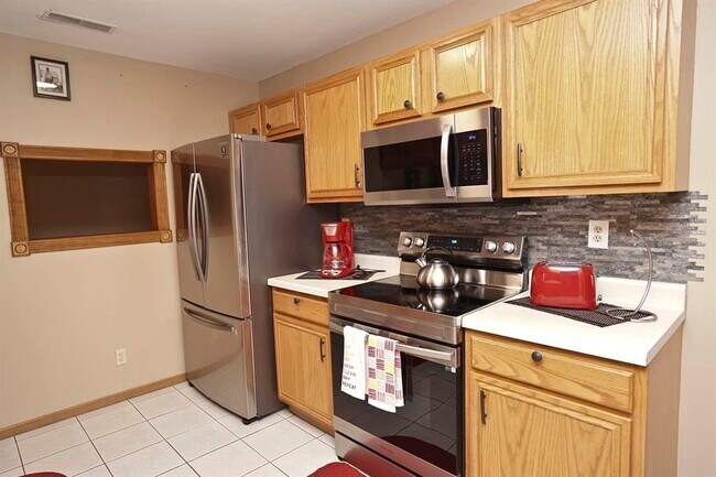 Foto del edificio - 2221 Wittenham Pl