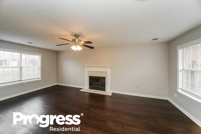 Building Photo - 839 Tropicana Dr E