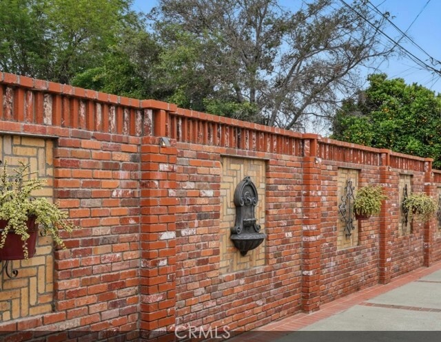 Building Photo - 8662 Ocean View Ave