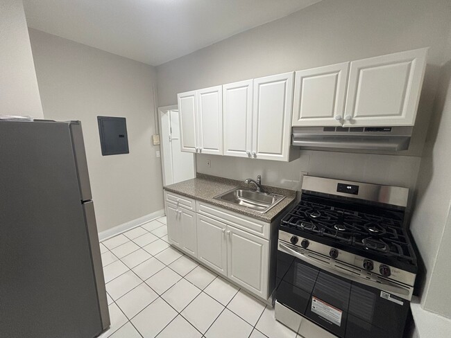 Photo - 332 61st St Apartment