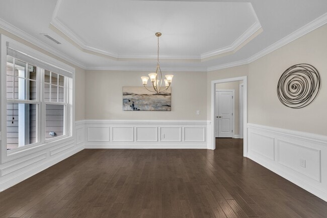 Foto del edificio - 747 Catherine Lake Ct
