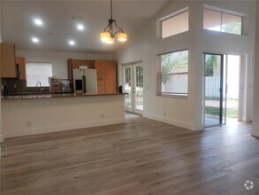 Building Photo - 719 Stanton Dr
