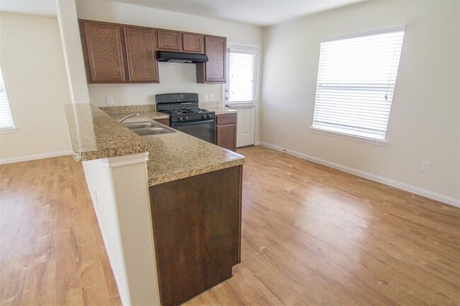 Foto del edificio - 13322 Ella Ridge Lane