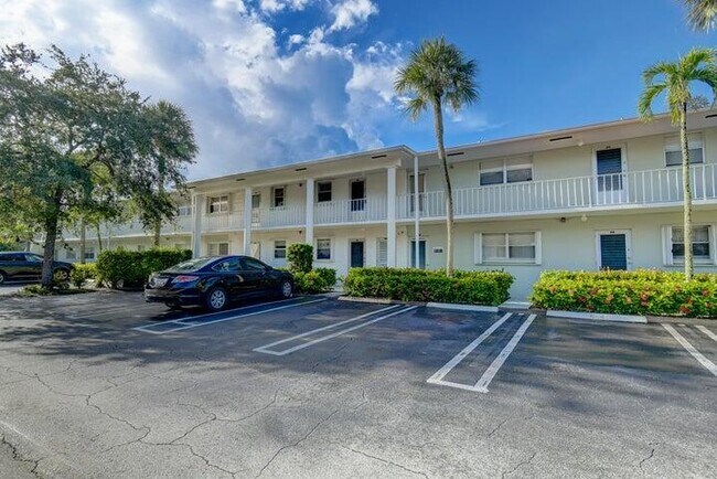 Foto del edificio - 2340 SW 22nd Ave