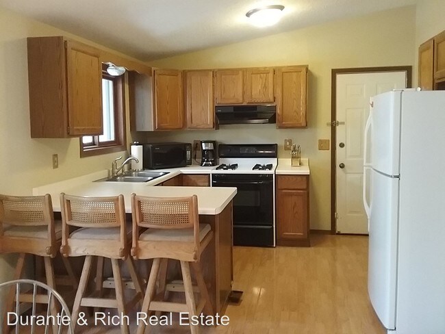 Building Photo - 3 br, 1 bath House - 40425 N. Donald Drive