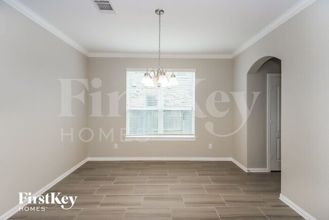 Foto del edificio - 10107 Stone Briar Dr