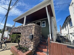 Building Photo - 67 Rochester Ave