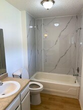 Building Photo - 812 Jefferson Ave