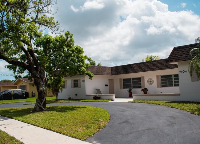 Building Photo - 7100 NW 16th St