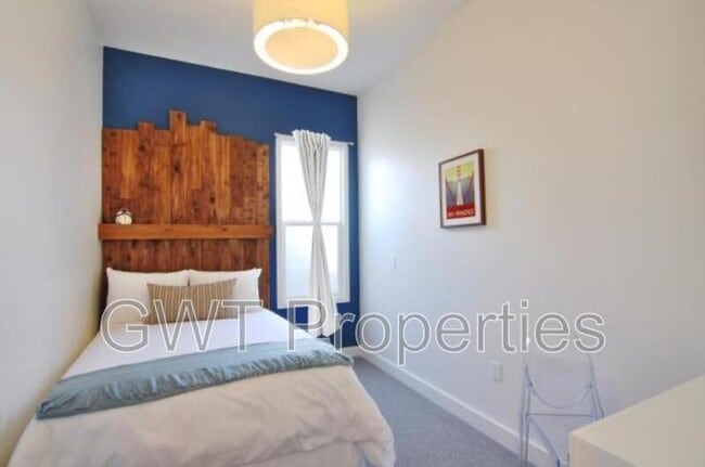 Photo - 1906 Mission St House