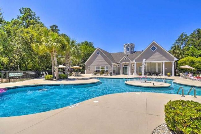 Building Photo - 9768 Leyland Dr