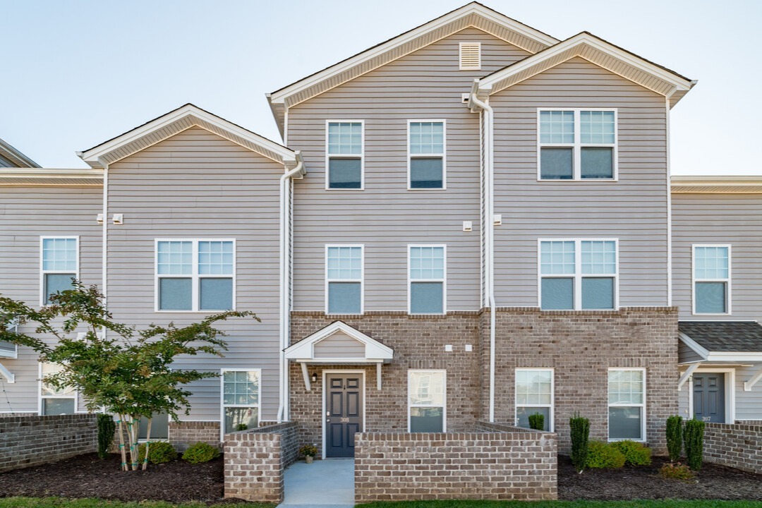 Primary Photo - The Reserve at Burton Creek (Student Housing)