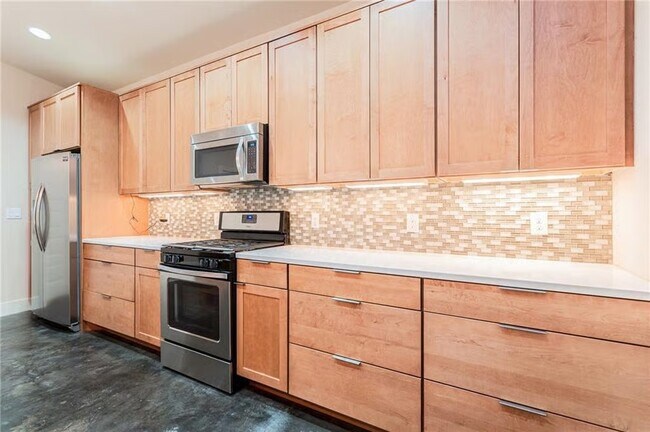 Building Photo - 1404 Cometa St