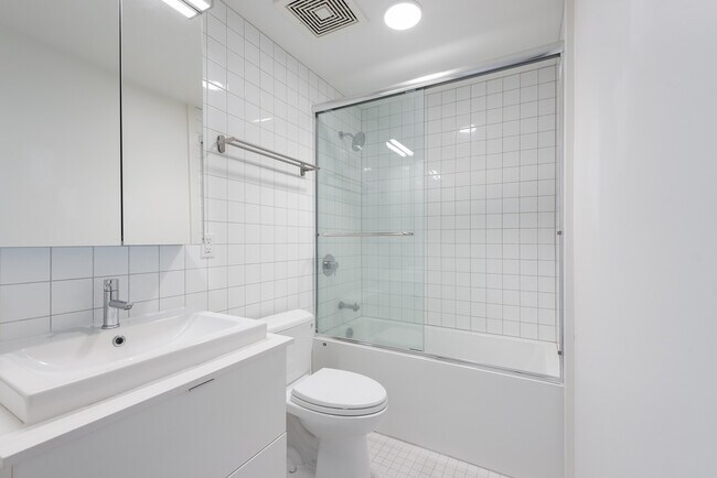 Photo du bâtiment - 1090 Jervis St