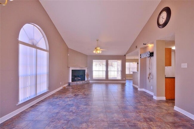 Building Photo - 1409 Ellingsworth Dr