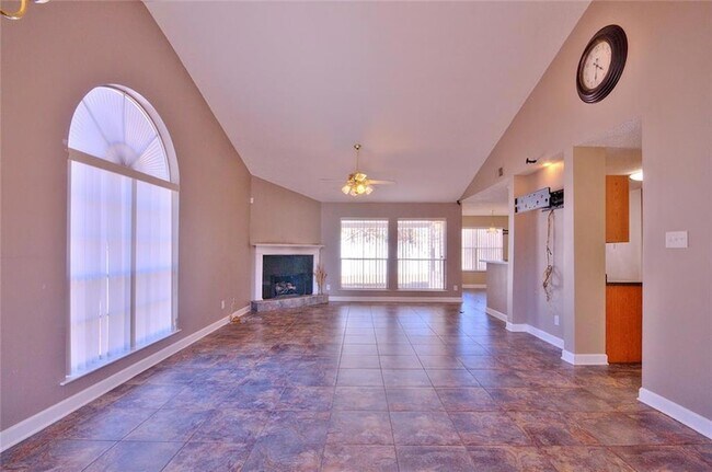 Foto del edificio - 1409 Ellingsworth Dr