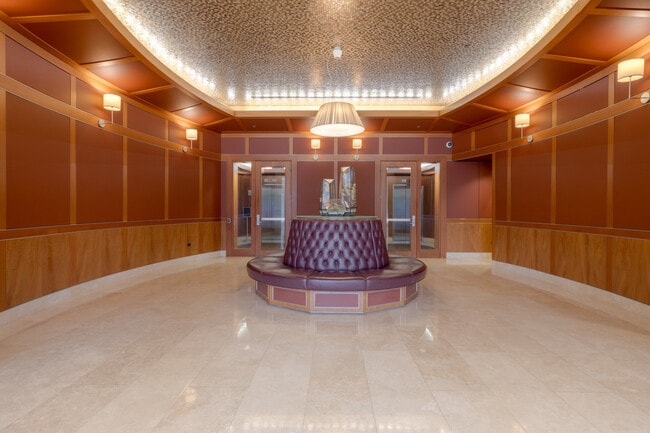 Foto del edificio - 849 N Franklin St
