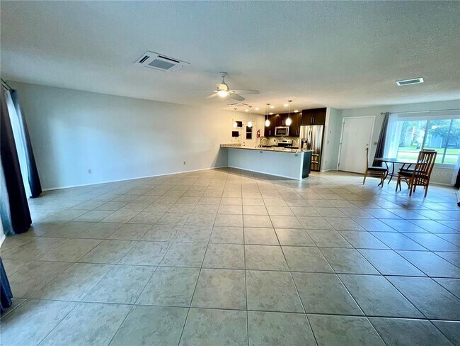 Foto del edificio - 10128 Fairtree Ln