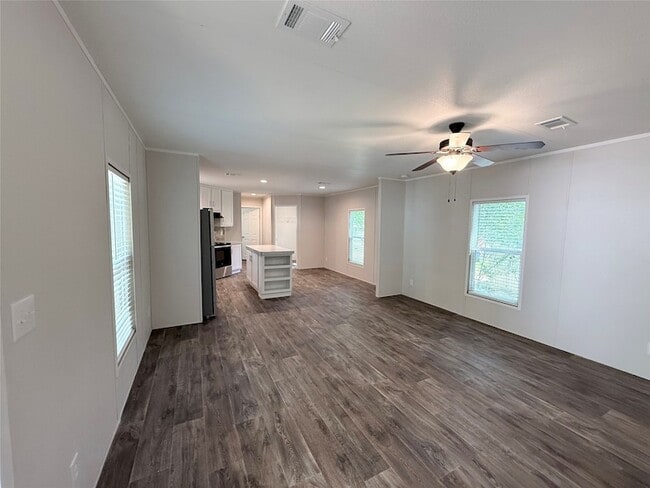 Building Photo - 1032 Meridian