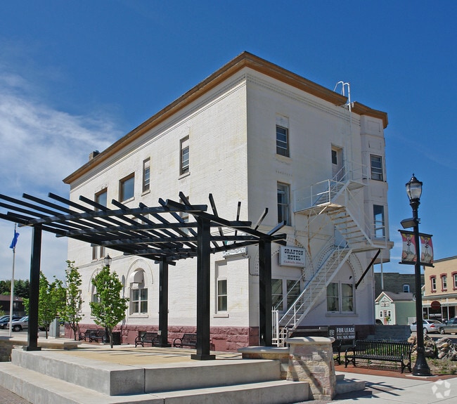 Apartments For Rent in Grafton WI with Utilities Included 28 Rentals