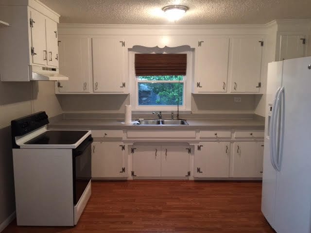 Building Photo - 2 BED / 1 BATH DUPLEX
