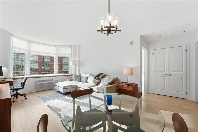 Foto del edificio - 1400 Hudson St