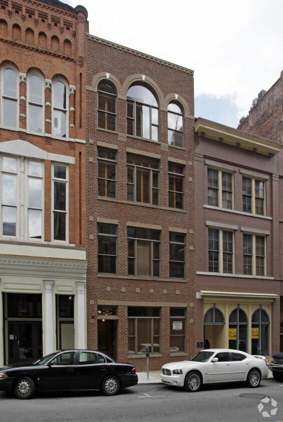 Primary Photo - 214 3rd Ave N