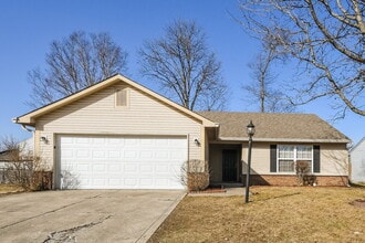 Building Photo - 2946 Hazelview Ln