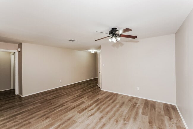 Building Photo - 4549 Lacebark Ln