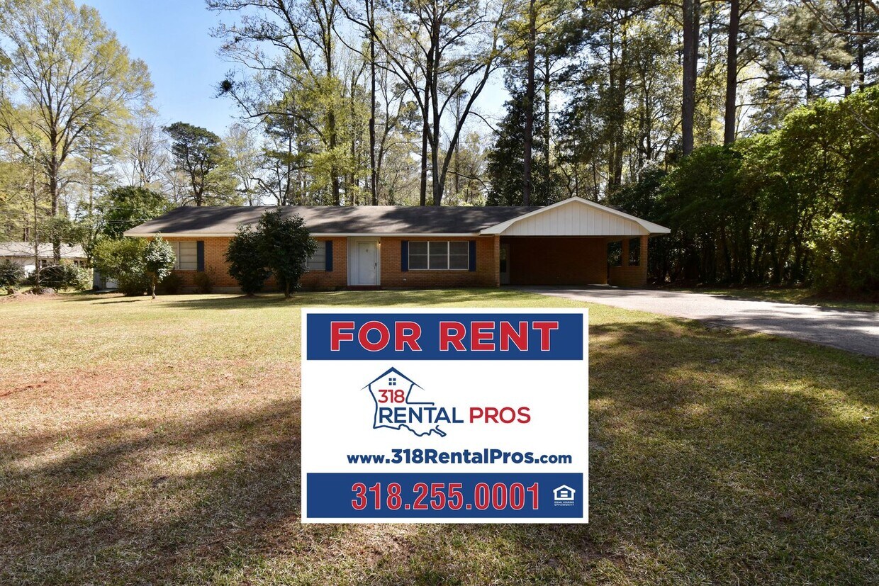 Foto principal - 3 Bedroom 2 Bath Home in Ruston
