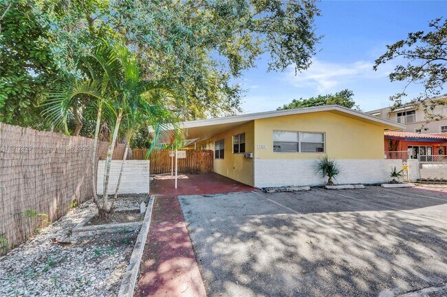 Foto del edificio - 720 SE 15th St