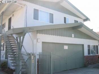 Building Photo - 3573 Gray St