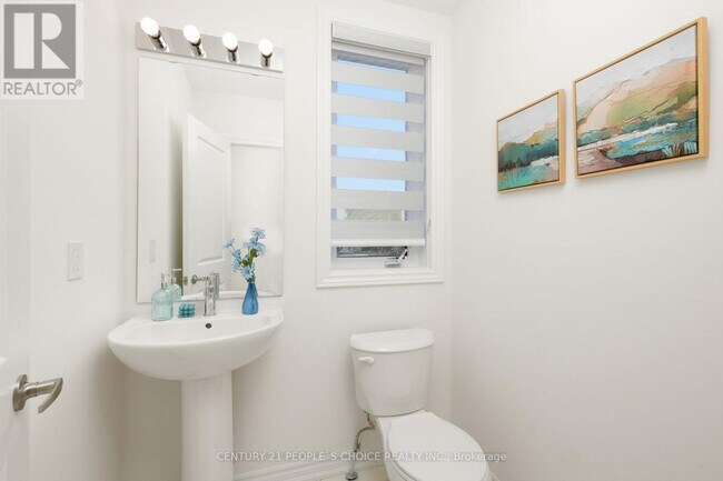 Building Photo - 18 Heming St