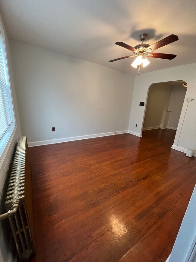 Foto del edificio - Lovely 2 BR/1 BA Townhome in River Terrace!