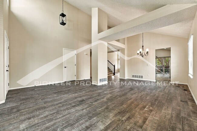 Foto del edificio - 9603 Laredo St
