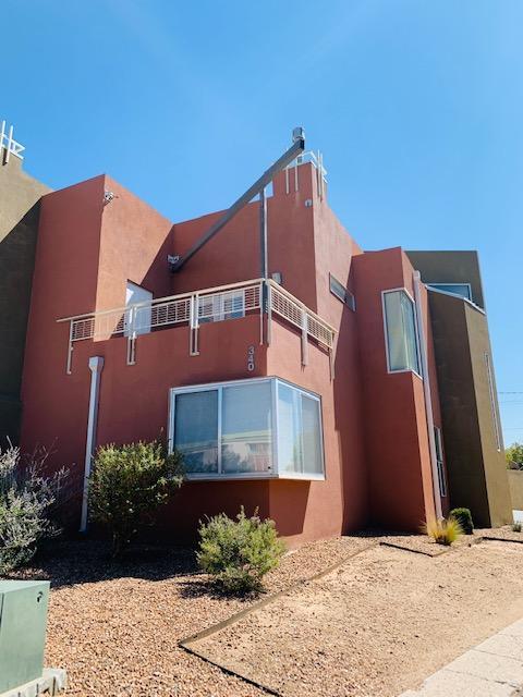 Building Photo - 340 Valverde Dr SE
