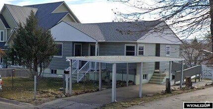 Building Photo - 310 Daley St