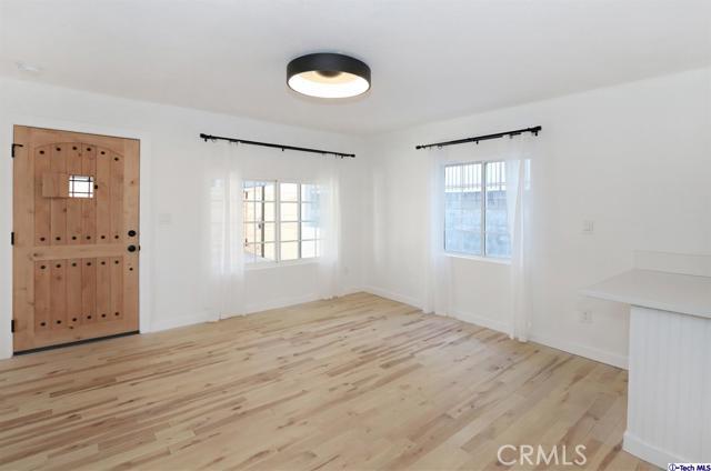 Primary Photo - 1361 Armadale Ave