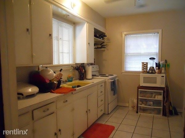 Building Photo - 1735 Fairchild Ave