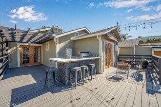 Building Photo - 737 Molino Ave