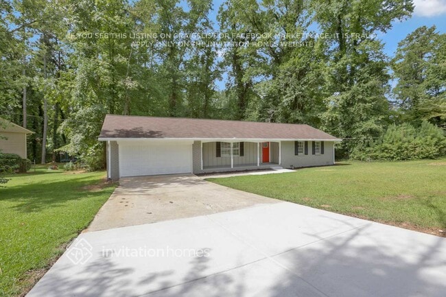 Building Photo - 2045 Devore Dr SW