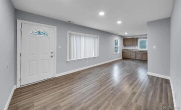 Building Photo - 20450 Midway Ave
