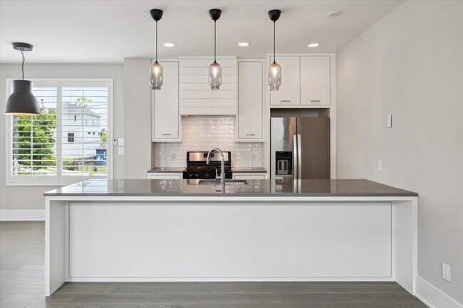Foto del edificio - 1015 E 27th St