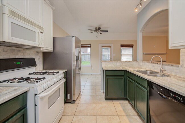 Foto del edificio - 3330 Peachstone Pl