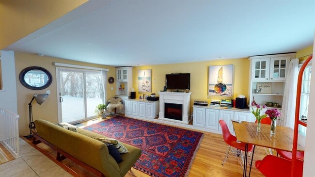 Foto del edificio - 2927 Burlington Ct